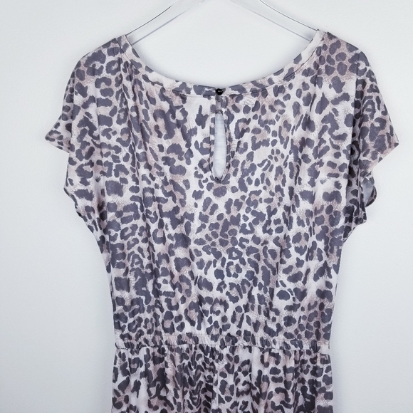 Shein Leopard Print Jumpsuit Romper, size Large - Picture 9 of 12